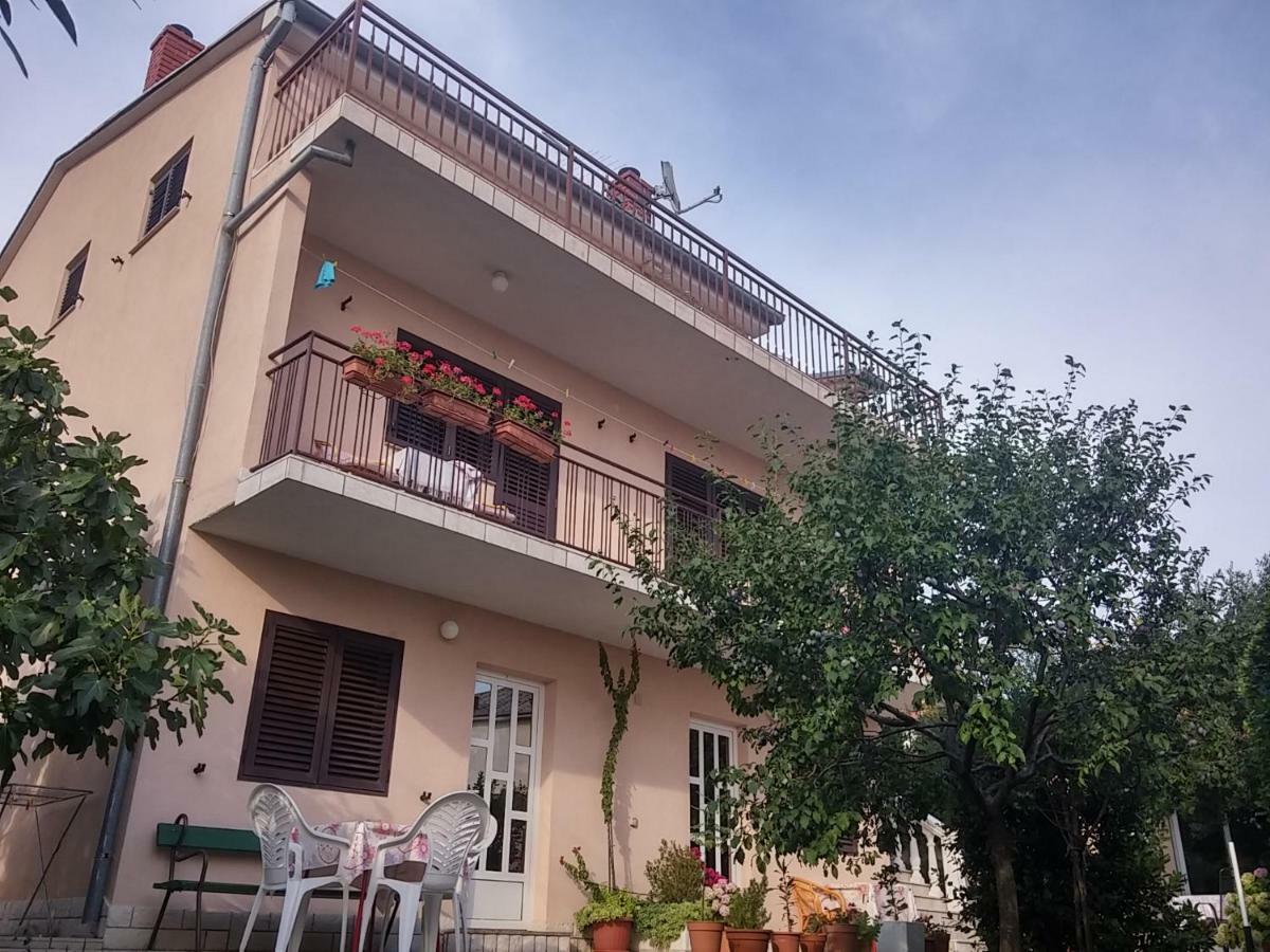 Apartments Katarina Novi Vinodolski Kültér fotó